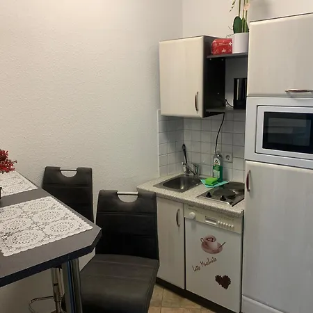 Preis Stadtzentrum Modernes Ambiente Max 2 Personen Einzelbetten Voll Ausgestattet Mit Prime Und Wlan * Wittenberge