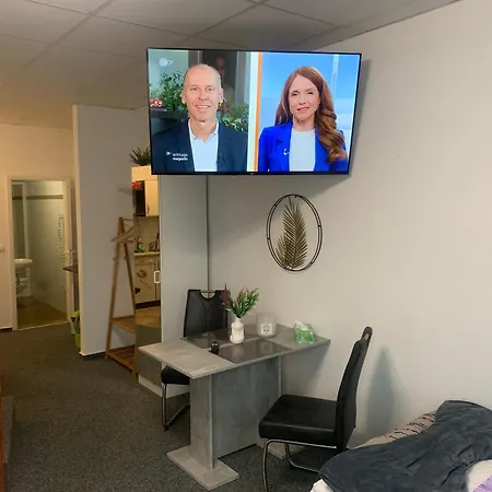 Preis Stadtzentrum Modernes Ambiente Max 2 Personen Einzelbetten Voll Ausgestattet Mit Prime Und Wlan Apartman *