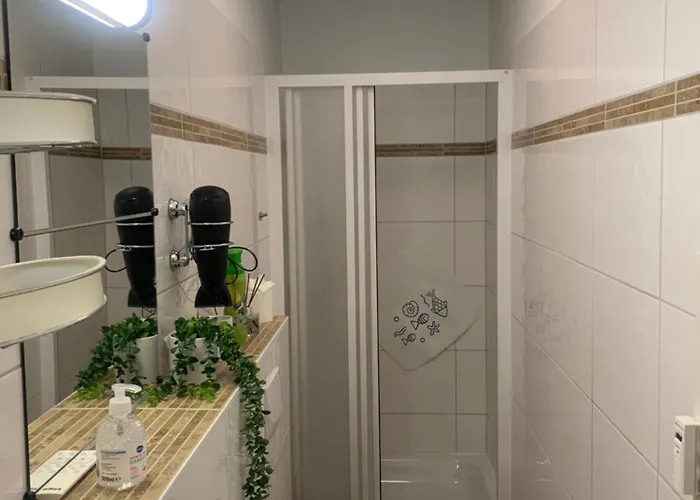 Preis Stadtzentrum Modernes Ambiente Max 2 Personen Einzelbetten Voll Ausgestattet Mit Prime Und Wlan *